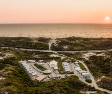 Uitzicht op Beachcamp